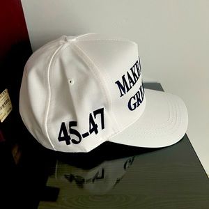 New MAKE AMERICA GREAT AGAIN Official Trump Cali-fame MAGA Hat 2024 47 c…